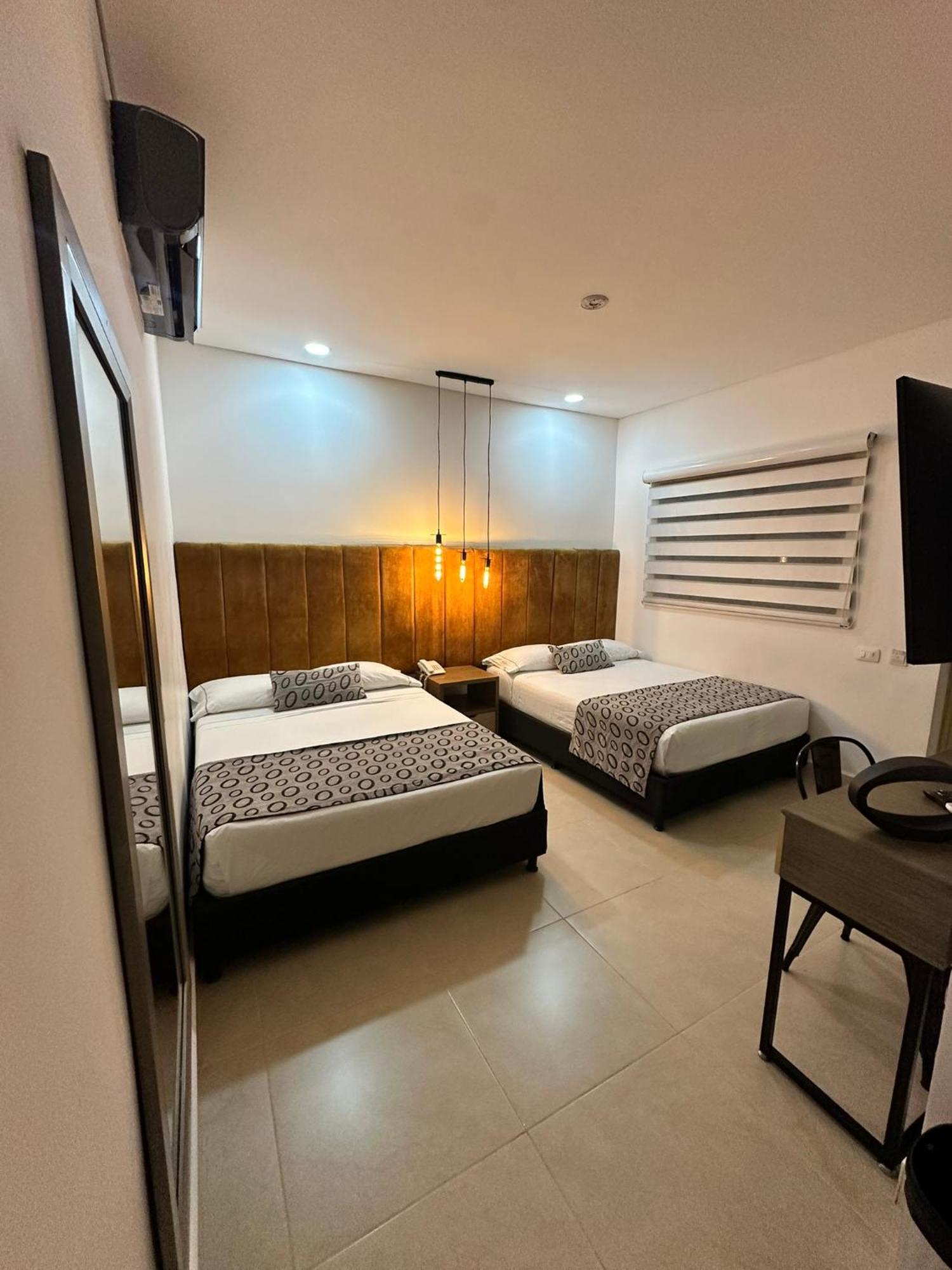 Hotel Merlott Lleras Medellín Exterior foto