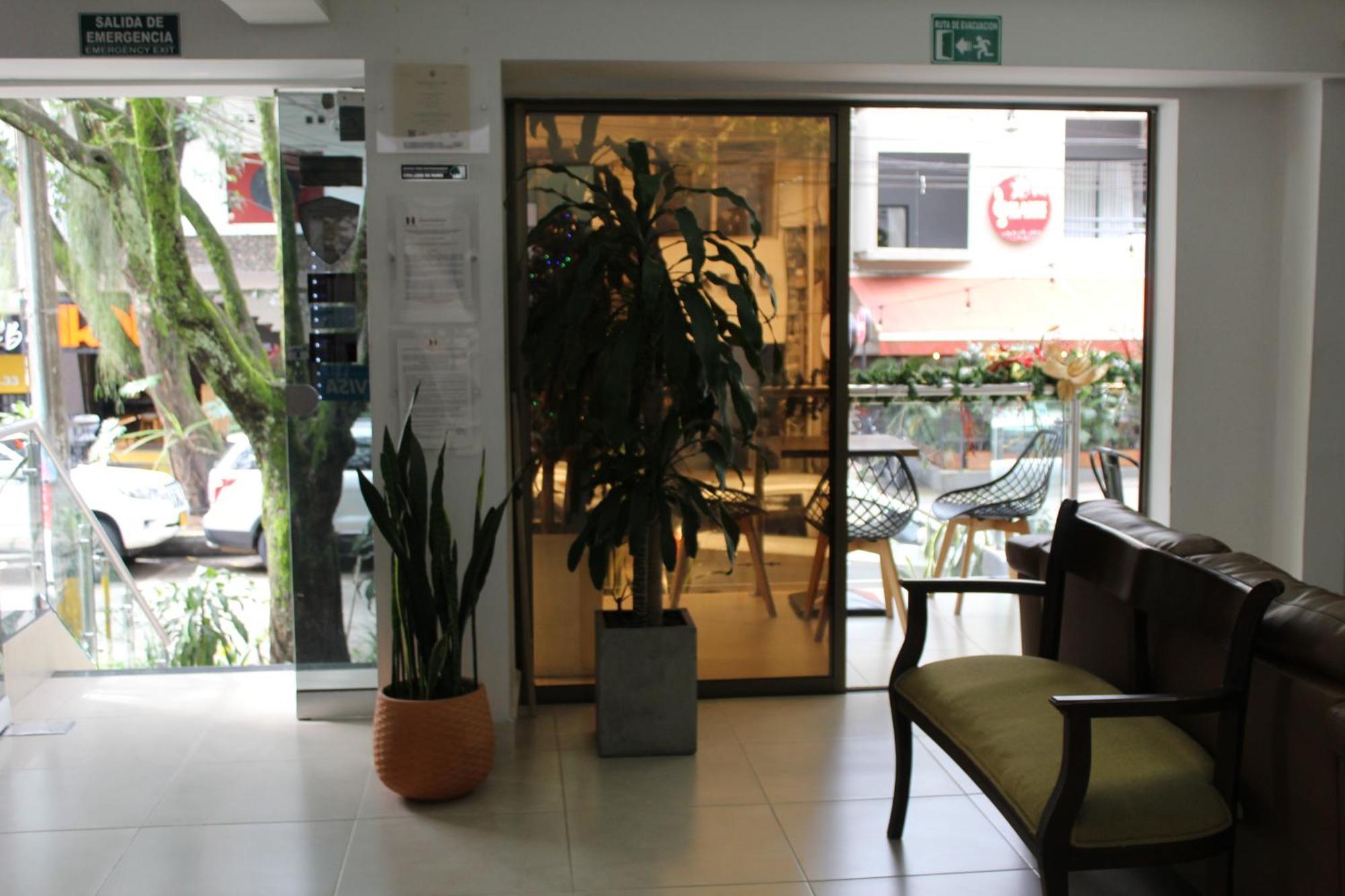 Hotel Merlott Lleras Medellín Exterior foto